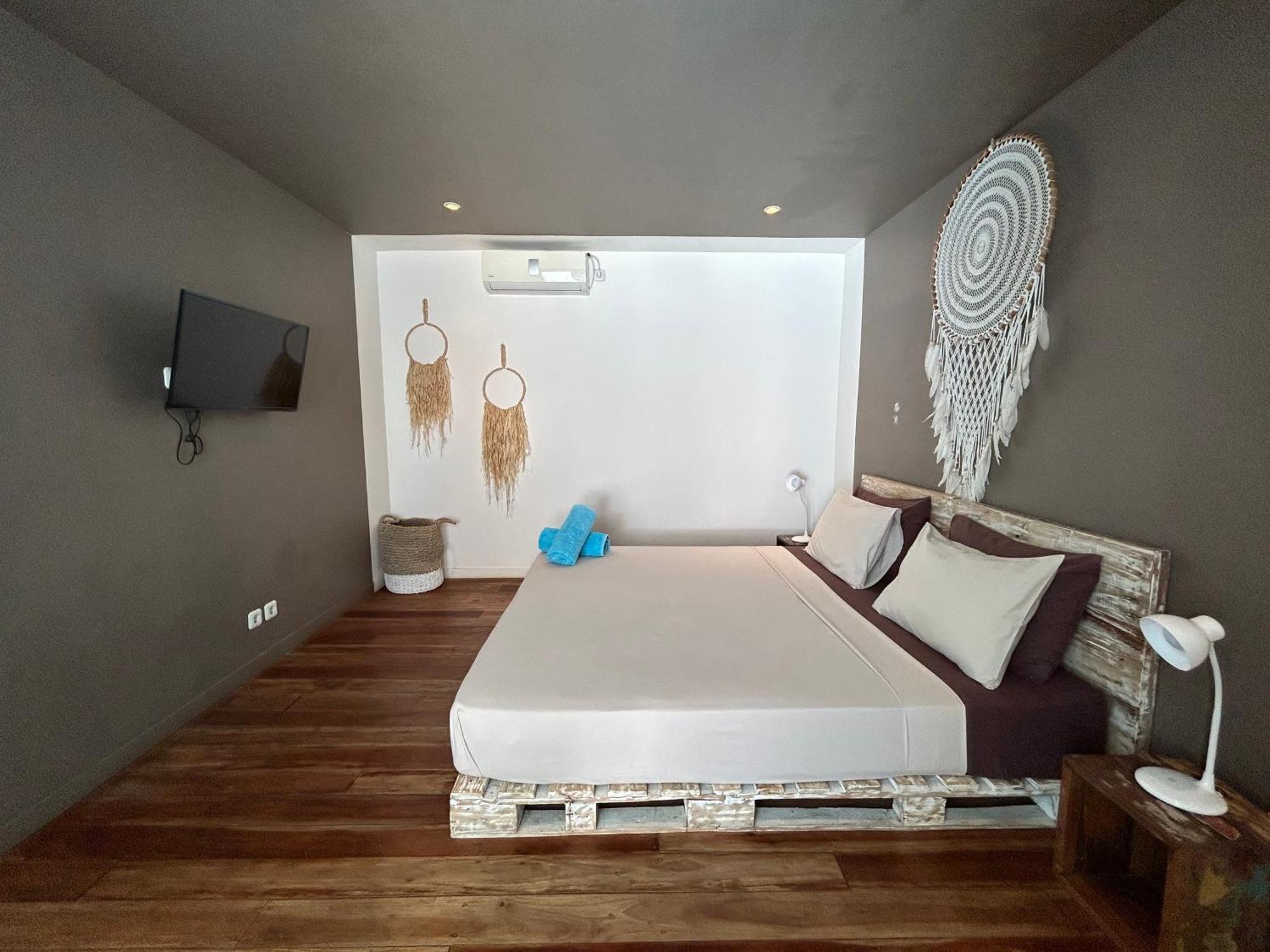 Meno Suites غيلي مينو المظهر الخارجي الصورة